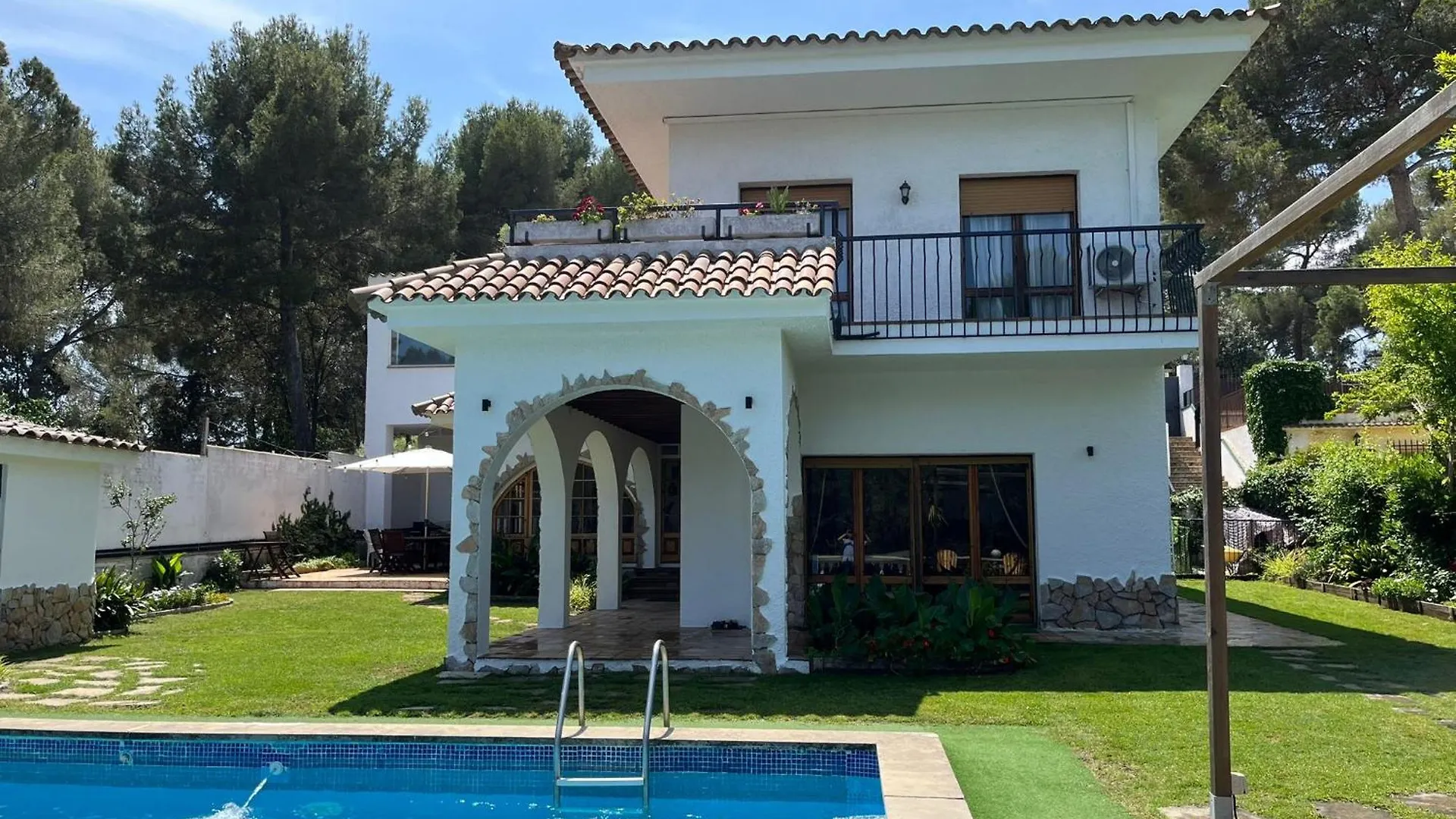 Couette-café Villa Allyson B&B Lloret de Mar