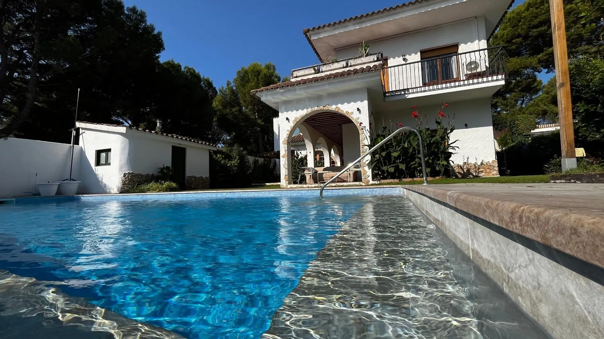 Villa Allyson B&B Lloret de Mar España
